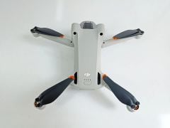 SIFIR GİBİ DJİ MİNİ 3 PRO RC EKRANLI KUMANDALI